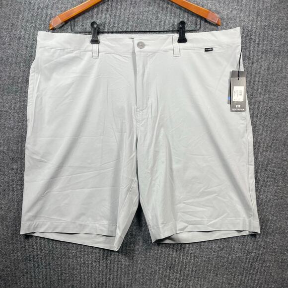 NWT Travis Mathew Carlsbad Golf Shorts Men's 40 Gray Wrinkle Resist Stretch - Picture 1 of 12